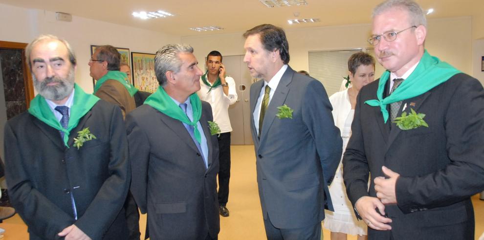 El presidente de Aragón, Marcelino Iglesias, asiste al inicio de las fiestas de San Lorenzo en Huesca