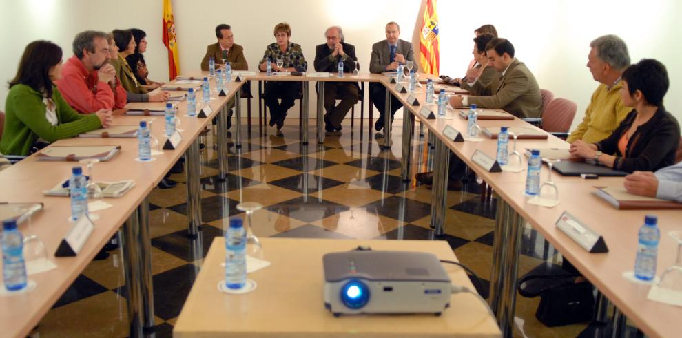 La consejera Luisa María Noeno inaugura las XI Jornadas de Secretarías Técnicas de Formación Continuada