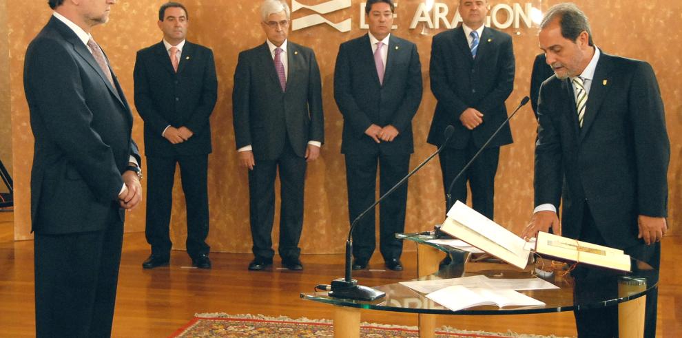 Toman posesión de su cargo el vicepresidente y los consejeros del Gobierno de Aragón