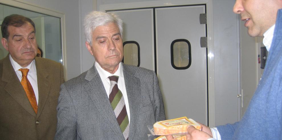 Arguilé ha visitado la fábrica "Quesos La Pardina"