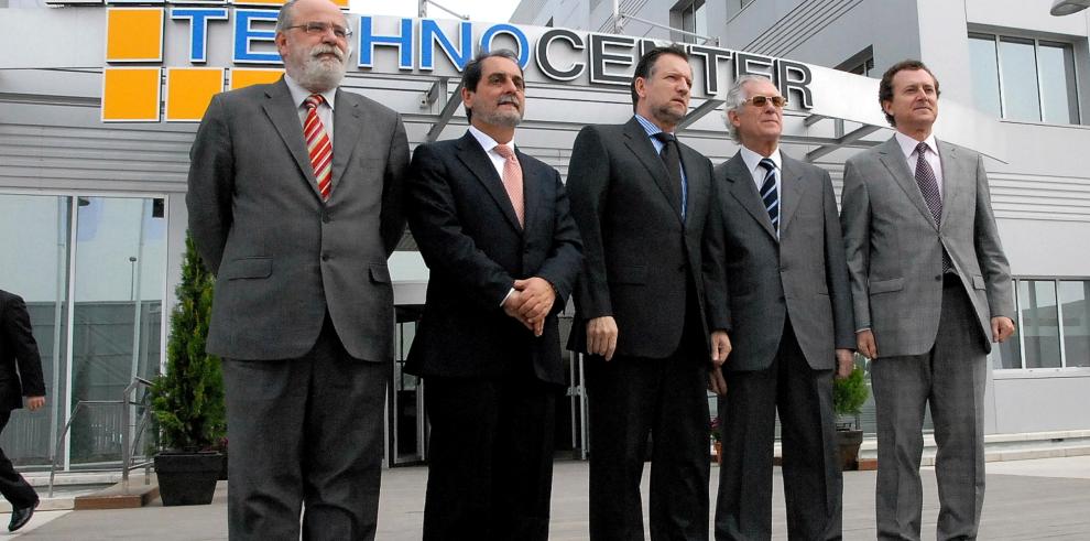 El presidente Marcelino Iglesias presenta el Centro Logístico de Galerías Primero en PLAZA