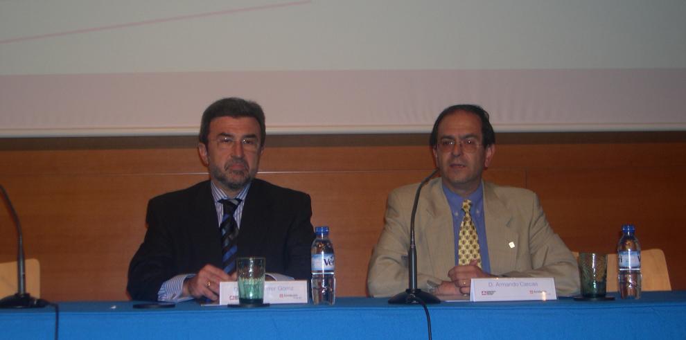 El consejero de Servicios Sociales y Familia apuesta por la colaboración entre entidades para atender a la dependencia