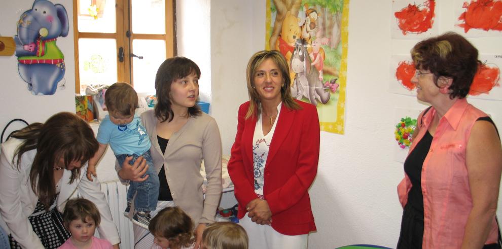 Diez familias se benefician de las Casas Canguro de San Juan de Plan y Cerler