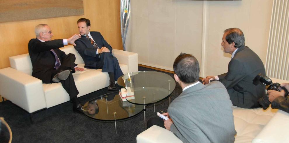 Marcelino Iglesias y Martin Malvy confirman las buenas relaciones entre Aragón y la región francesa de Midi-Pyrénées 
