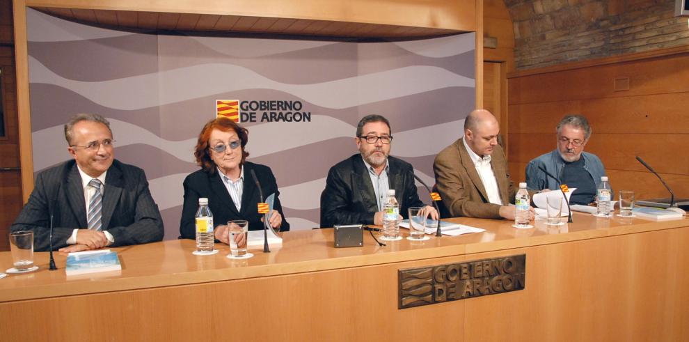 El programa "Invitación a la lectura" se desarrollará este curso en más de cien centros educativos