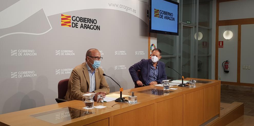 Aragón distribuirá 10.000 dispositivos electrónicos entre los centros educativos durante el próximo curso