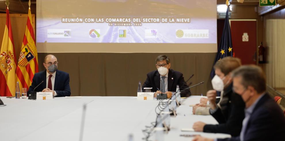 El Gobierno de Aragón estudia medidas de apoyo al sector de la nieve pactadas con empresas y administraciones locales