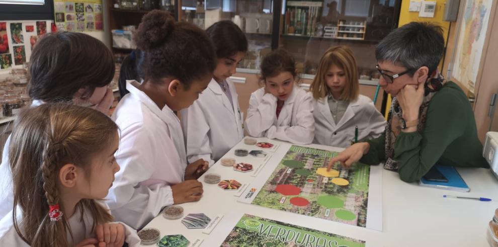  La Consejera Maru Díaz da el pistoletazo de salida a las actividades organizadas desde el Gobierno para apoyar el día internacional de la Mujer y la Niña en la Ciencia.