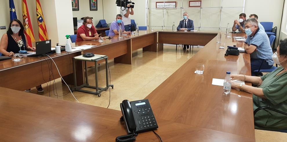 El Gobierno de Aragón emitirá una orden de medidas urgentes para la contratación de trabajadores temporales agrarios