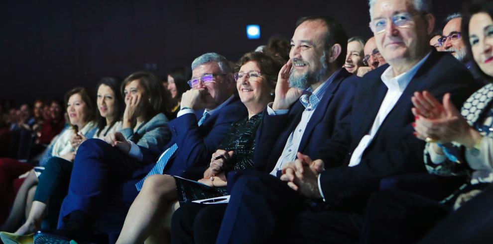 La red de Servicios Sociales de Aragón atiende a forma continuada a 100.000 aragoneses