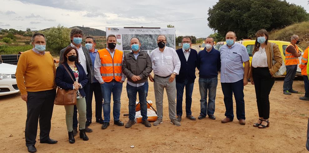 Soro visita las obras de acondicionamiento en la A-1503 en la comarca del Aranda