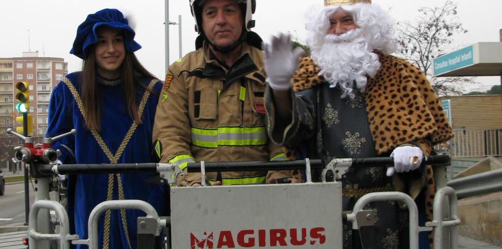 Visita de los Reyes Magos el Hospital Infantil Miguel Servet