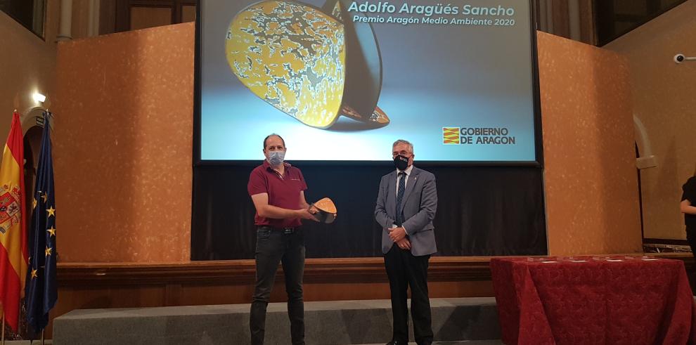Adolfo Aragüés, Premio Aragón de Medio Ambiente a título póstumo
