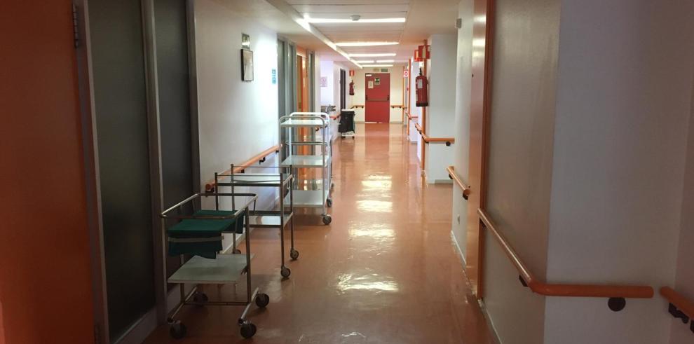 El Hospital Miguel Servet abre 20 camas en la octava planta de Maternidad