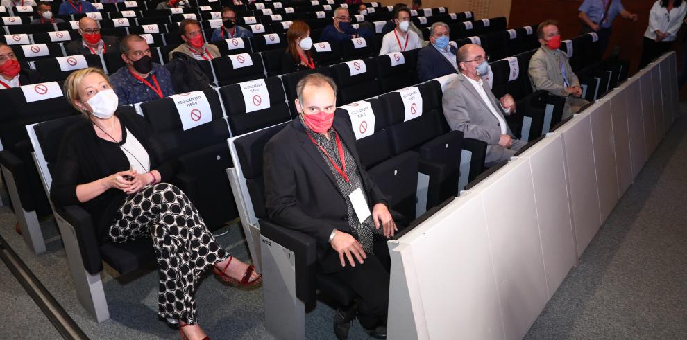 Lambán clausura el 15º Congreso de UGT-FICA, en el que ha salido reelegido secretario general José Juan Arcéiz