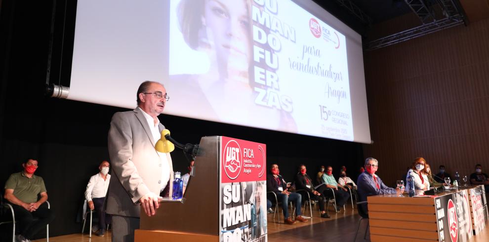 Lambán clausura el 15º Congreso de UGT-FICA, en el que ha salido reelegido secretario general José Juan Arcéiz