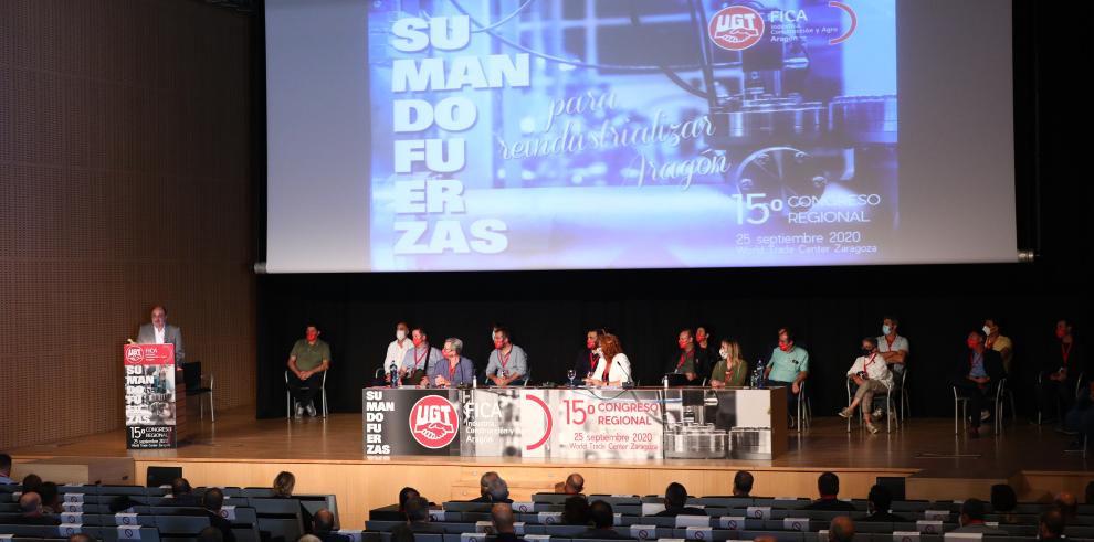 Lambán clausura el 15º Congreso de UGT-FICA, en el que ha salido reelegido secretario general José Juan Arcéiz