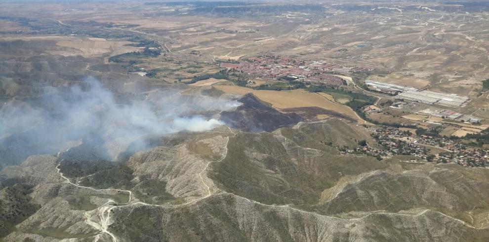 Controlados los dos incendios forestales declarados en María de Huerva y San Mateo de Gállego