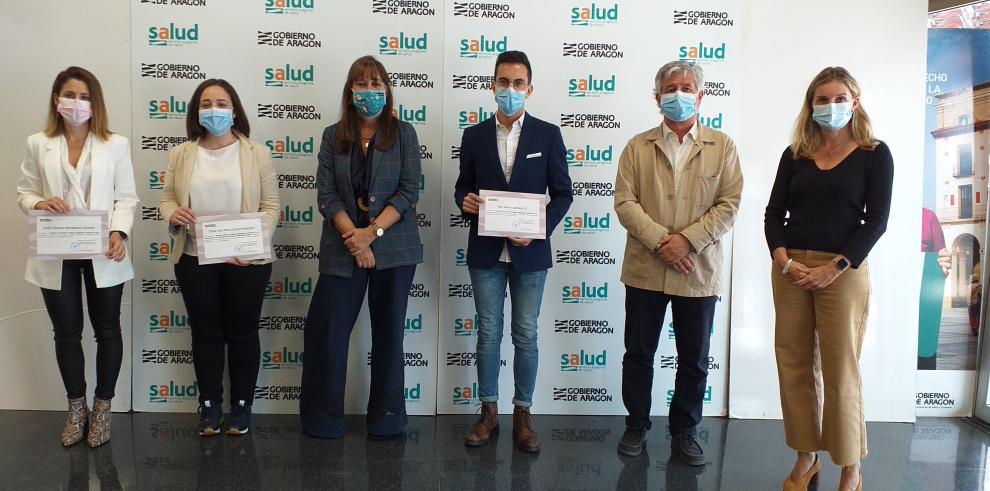 Repollés entrega los premios a los sanitarios a los residentes excelentes