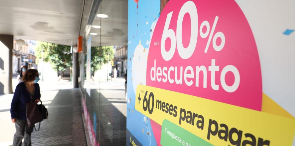 El 77,6% de los comercios aragoneses colocan carteles con las medidas de protección frente a la Covid-19