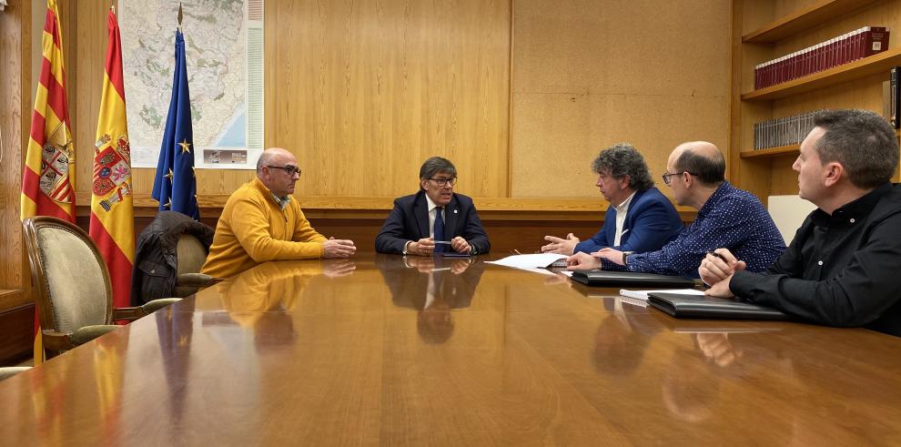 Aliaga recibe a la Comarca del Aranda y al sector del calzado