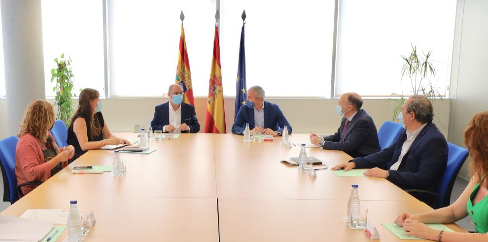 Gobierno de Aragón, Ayuntamiento de Zaragoza y Delegación del Gobierno pondrán en marcha un dispositivo para intensificar el control en el cumplimiento del aislamiento en los casos positivos en COVID-19