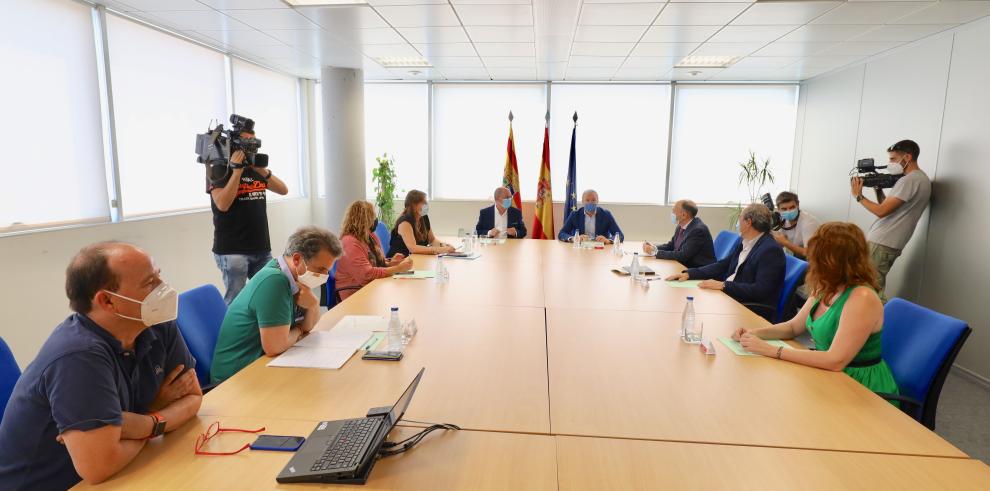 Gobierno de Aragón, Ayuntamiento de Zaragoza y Delegación del Gobierno pondrán en marcha un dispositivo para intensificar el control en el cumplimiento del aislamiento en los casos positivos en COVID-19