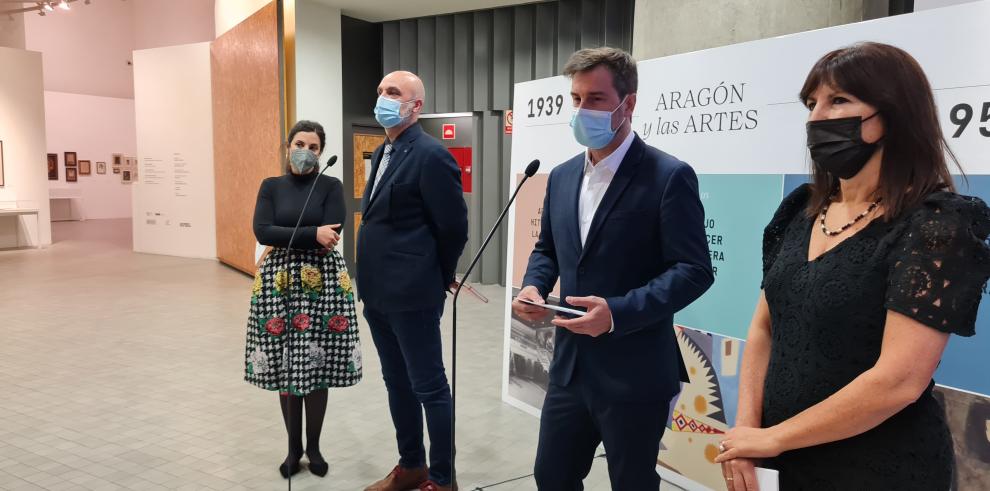 Casi 500 piezas procedentes de más de 70 prestadores conforman la exposición “Aragón y las Artes 1939-1957” 