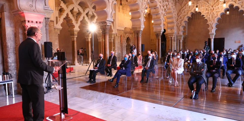 Lambán: “Mientras los terroristas y sus epígonos no se arrepientan ni pidan perdón, que ni un instante de paz presida sus vidas y que nuestra memoria los torture siempre”