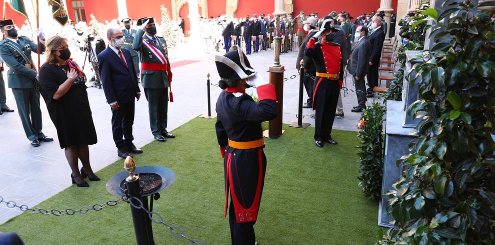 Lambán preside el acto de la patrona de la Guardia Civil en Zaragoza