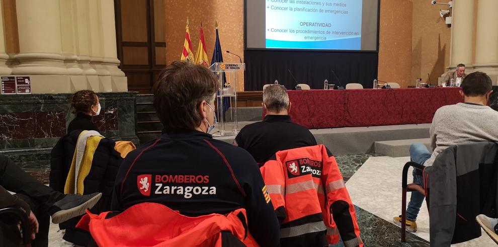 Más de 80 bomberos participan en la jornada de formación “Gestión de emergencias con gas natural”