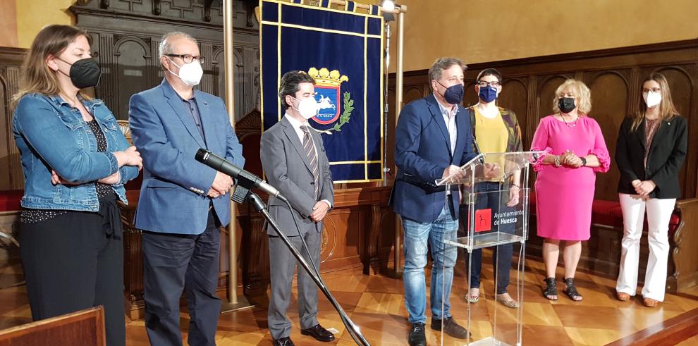 Soro destaca la colaboración con el ayuntamiento de Huesca para avanzar en la erradicación del chabolismo