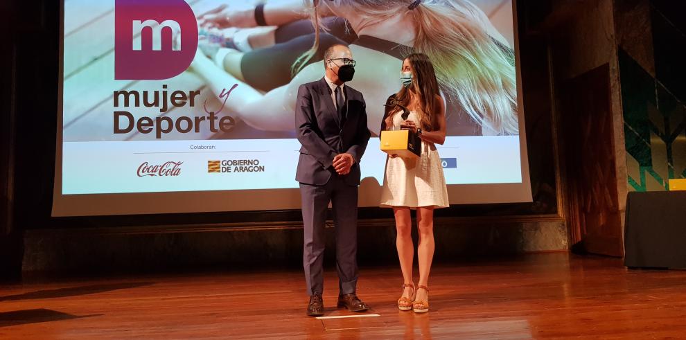 Lorena García, primera árbitra de la liga Asobal, galardonada como mejor deportista individual