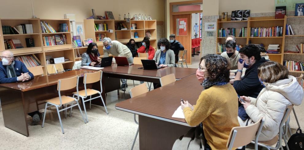 Alumnos del IES El Picarral presentan sus trabajos de investigación a empresas e instituciones de la Comunidad