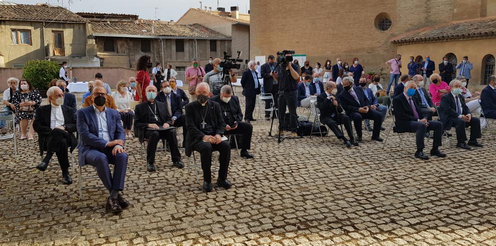 El Gobierno de Aragón y el Obispado de Barbastro-Monzón reciben el premio Magister por su trabajo conjunto para la devolución de los bienes