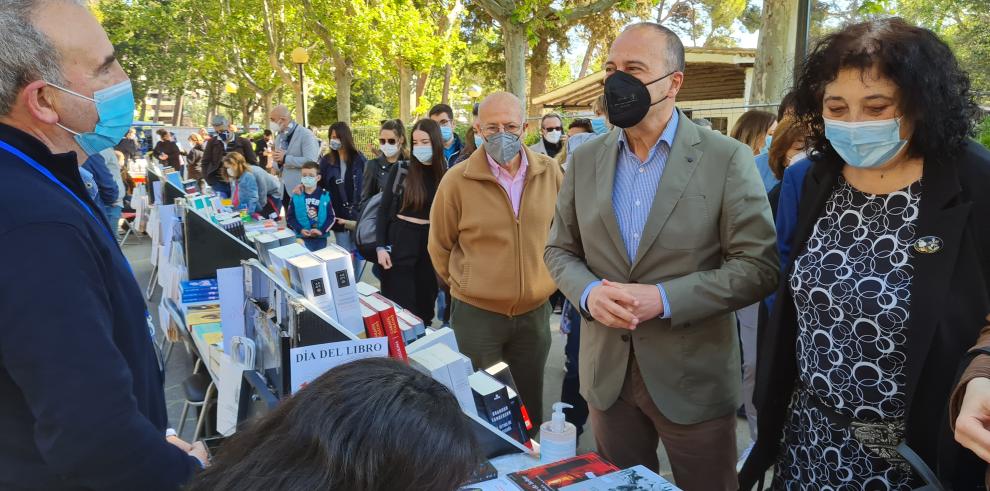 El Gobierno de Aragón lanzará las ayudas para el sector del libro en las próximas semanas