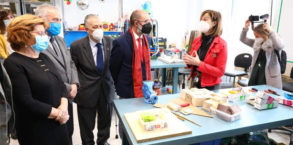 El Presidente de Aragón reedita su compromiso con la educación especial en su visita al San Martín de Porres