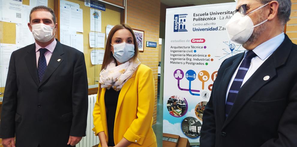 Díaz celebra la “especialización y la visión de futuro” de la Escuela Universitaria de La Almunia al apostar por la docencia dual y la Ingeniería de Datos 