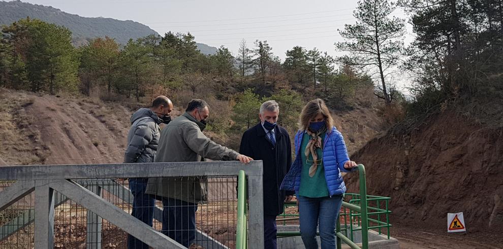 La derivación de aguas en el barranco de Bailín, en Sabiñánigo, a punto de concluirse para reducir la aportación de contaminación por lindano