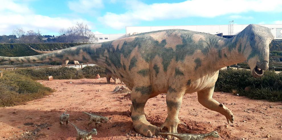 El dinosaurio Iguanodon Galvensis amplía su antigüedad geológica con fósiles de Cabra de Mora 