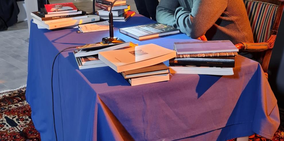 El Gobierno de Aragón reconoce a los autores de la Comunidad en la entrega de sus premios literarios