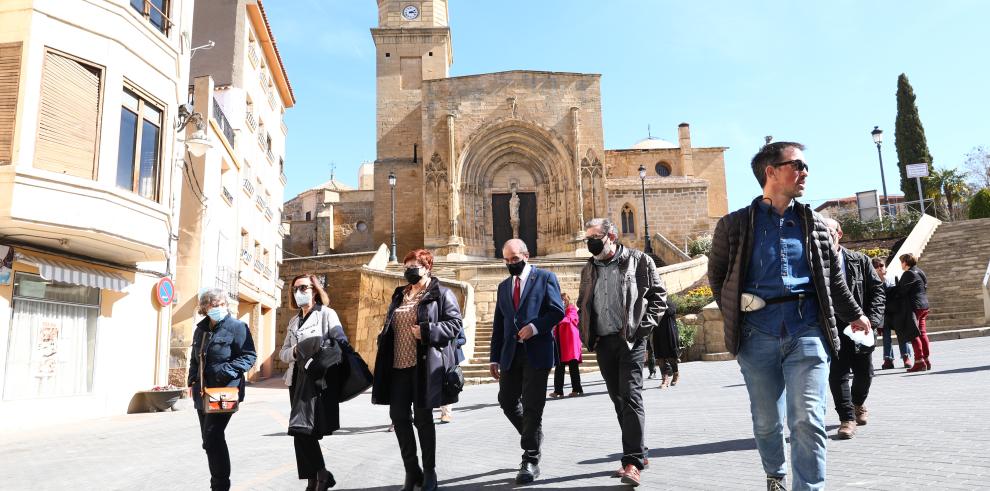 El Gobierno de Aragón impulsará este mes la candidatura a Sello de Patrimonio Cultural de la colegiata y el castillo de Caspe, símbolo de la resolución de conflictos sin recurrir a guerras