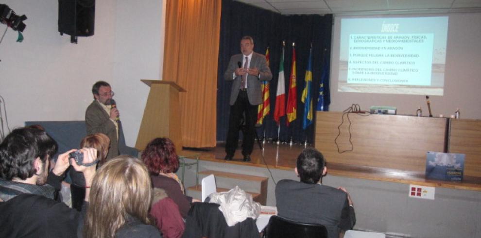 Alfredo Boné explica los riesgos del cambio climático sobre la biodiversidad aragonesa