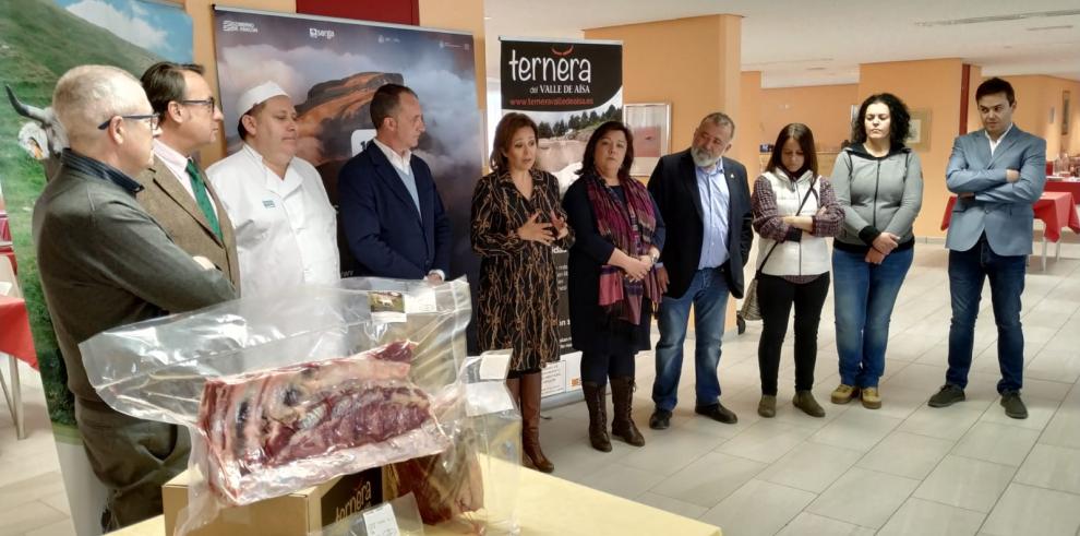 ARAPARDA dona carne de raza bovina parda de montaña en residencias de Teruel y Utrillas con motivo del Centenario de Ordesa y Monte Perdido