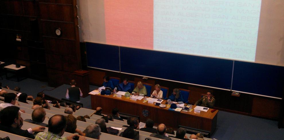 La Facultad de Ciencias de Zaragoza celebra el día de su patrón San Alberto Magno