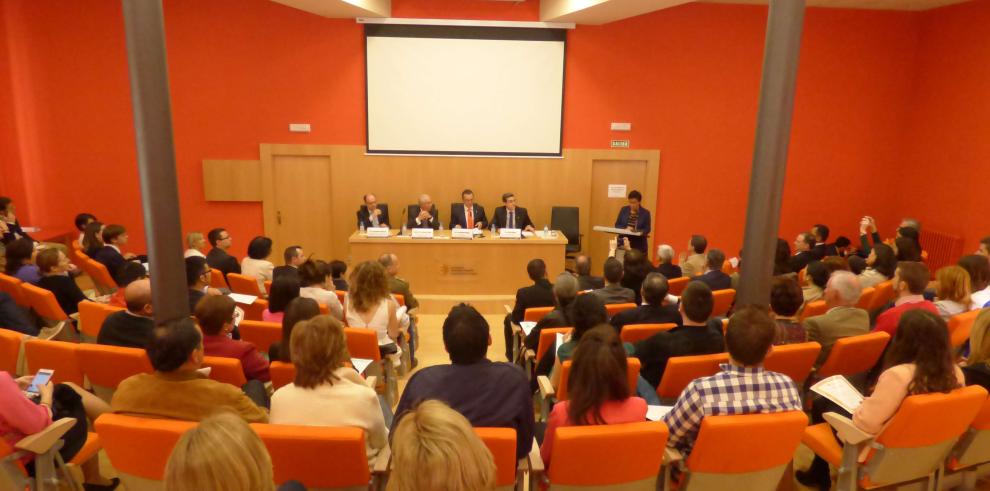 La Facultad de Economía premia la labor de Zaragoza Logistics Center en sus doce años de vida