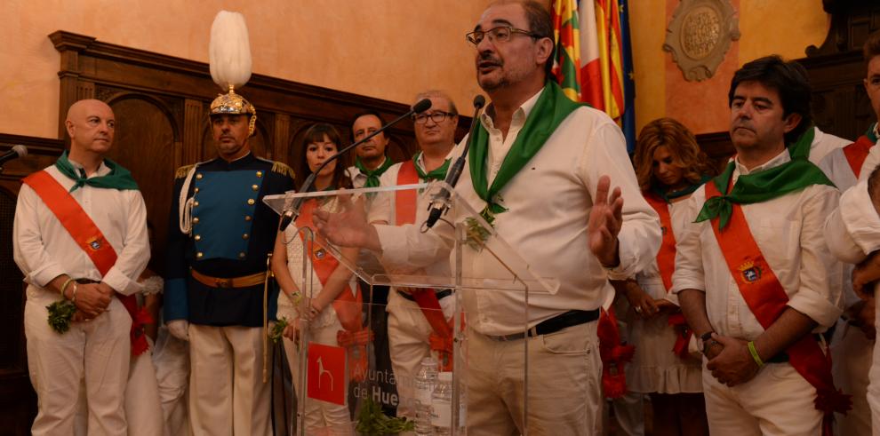 Lambán: "Por su alcance,  su originalidad y capacidad de producir diversión, las fiestas de San Lorenzo son las fiestas de todo Aragón"