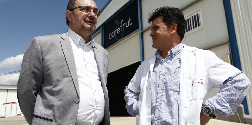 El Presidente de Aragón visita la I Feria de la cereza y el ajo verde de Ricla y aplaude el empuje de los productores 