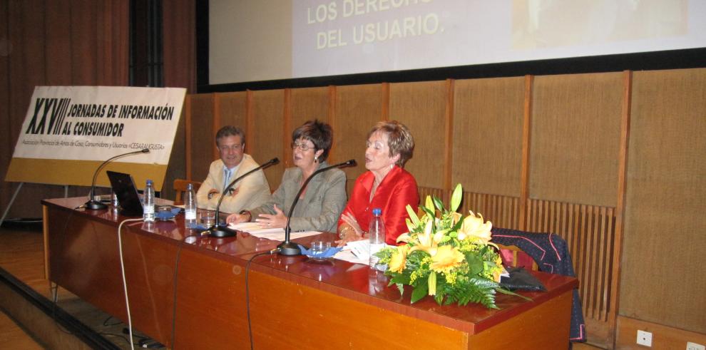 La consejera de Salud y Consumo ha inaugurado unas jornadas sobre información al consumidor