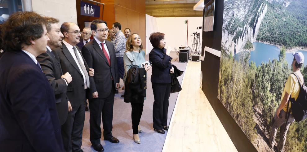 Gran día para Aragón en Fitur con el apoyo del Embajador de China y de la Ministra de Turismo que aportan grandes anuncios para la promoción turística de Aragón